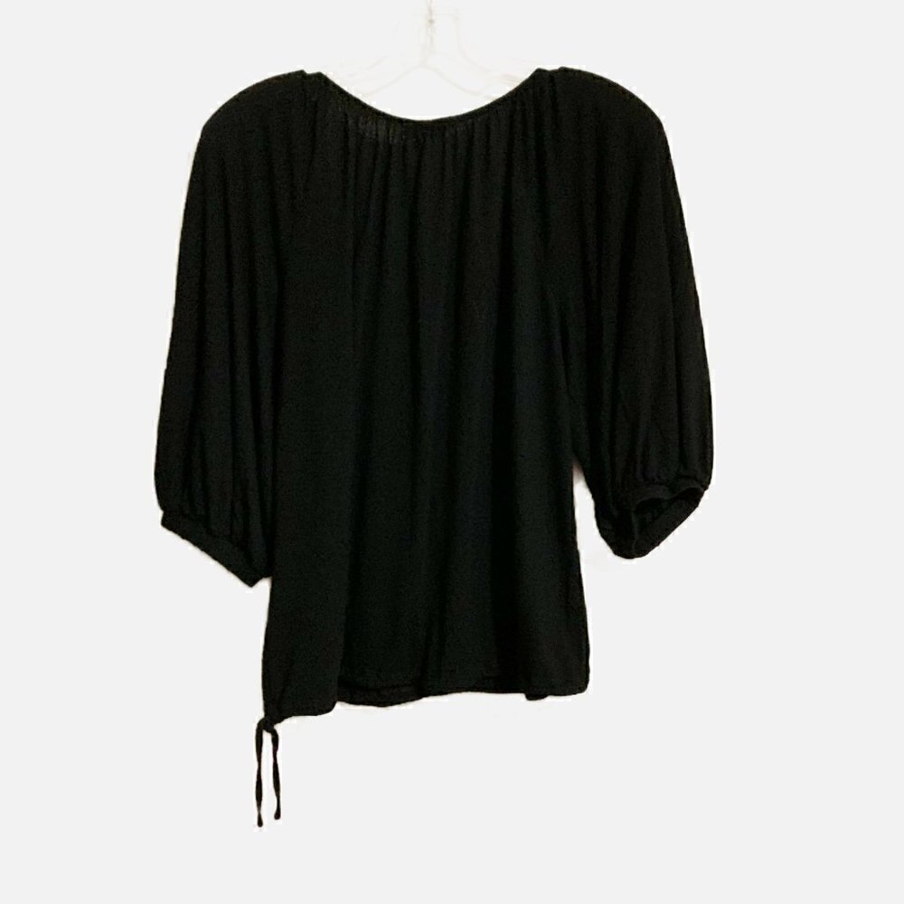 URBAN OUTFITTERS TIKIRANI Eyelet Lace Black Blouse. Size Large - Picture 2 of 7